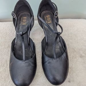 Bloch Women's T-strap Black high heel dance shoes, size 11